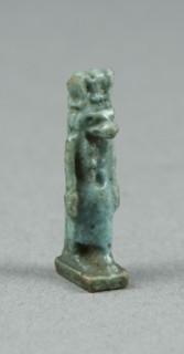 Amulet of the Goddess Hathor (?) with Cow's Head, Egypt, Third Intermediate-Late Period? (abt 1069.. Creator: Unknown.