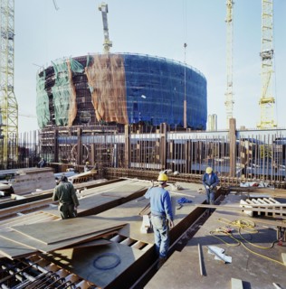 Sizewell 'B' Power Station, Leiston, Suffolk Coast, Suffolk, 08/03/1990. Creator: John Laing plc.