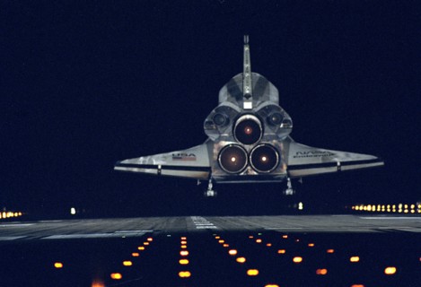 STS-72 Landing, Florida, USA, 1996. Creator: NASA.