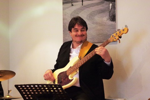 Dave Hanratty, The Pete Allen Band, Deanwood Park Golf Club, Newbury, Berks, 10th Oct. 2021. Creator: Brian O'Connor.