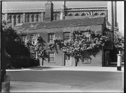 24-26 Queen Street, Hammersmith, Hammersmith and Fulham, Greater London Authority, 1930s. Creator: Charles William  Prickett.