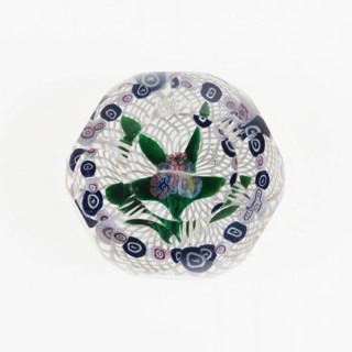 Paperweight, United States, Late 19th century. Creator: Boston and Sandwich Glass Company.