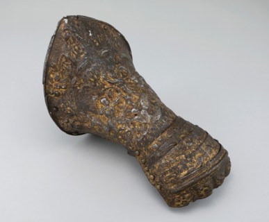 Gauntlet for the Right Hand, France, c. 1570/90. Creator: Unknown.