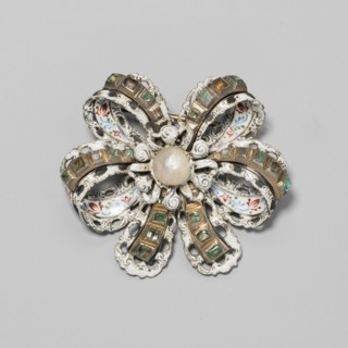Brooch Shaped as a Bow, France, 17th or 19th century. Creator: Unknown.