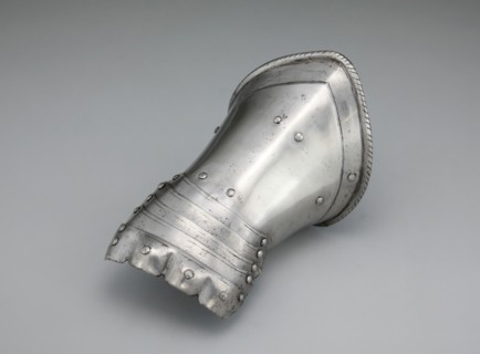 Fingered Gauntlet for the Left Hand, Milan, c. 1570/1600. Creator: Unknown.