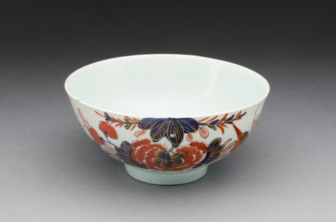 Bowl, London, 1760/64. Creator: Vauxhall Porcelain Factory.