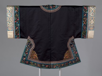 Woman's Surcoat, China, Qing dynasty (1644-1911), 1860/90. Creator: Unknown.