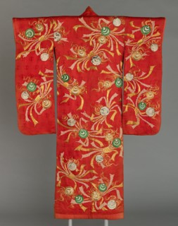 Uchikake, Japan, Edo period (1615-1868), 1775/1800. Creator: Unknown.