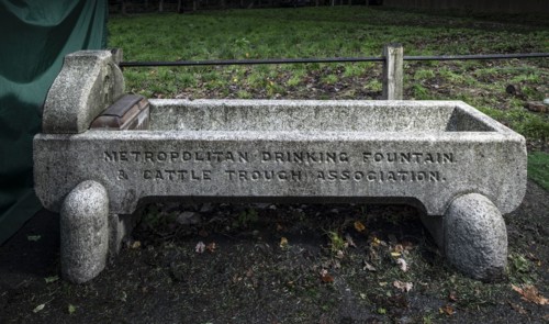 Cattle trough and drinking fountain, Spaniards Road, Hampstead, London, 2018 Creator: Chris Redgrave.