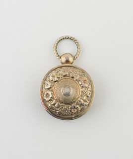 Watch-Shaped Vinaigrette, Birmingham, 1820/21.