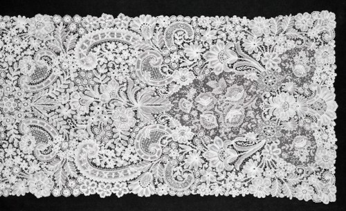 Shawl, Belgium, 1875/1900.