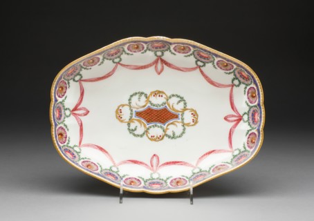 Basin (Jatte ovale de pot à l'eau), Sèvres, 1763.