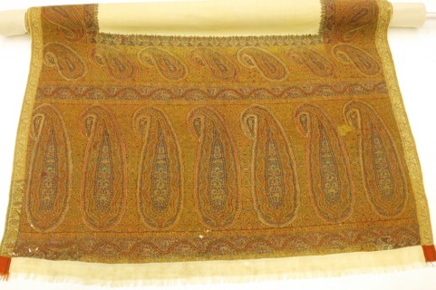 Shawl, India, 19th century.