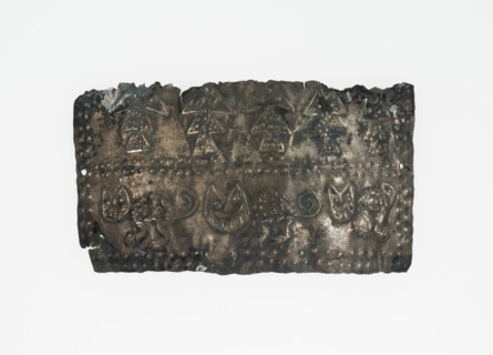 Fragment of a Band with Raised Relief Depicting Felines and Fish, c. A.D. 1000/1470.