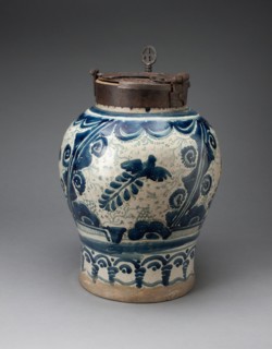 Chocolate Jar with Iron-locked Lid, 1725/75.