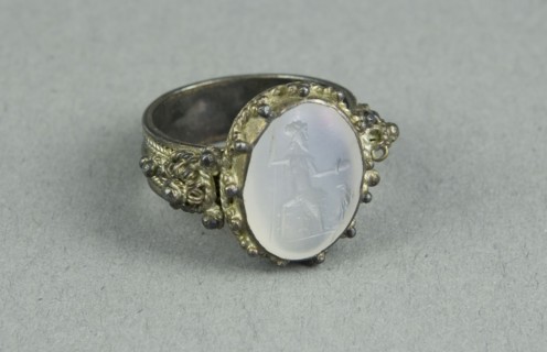 Finger Ring with Intaglio Depicting Zeus, 1st-2nd century.