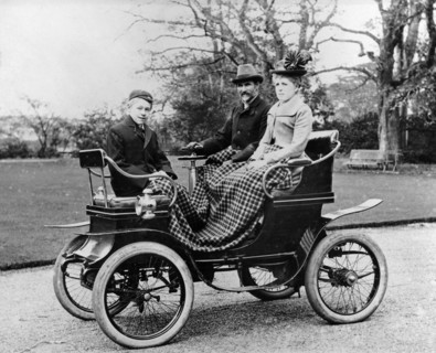 1901 De Dion Bouton voiturette vis a vis. Creator: Unknown.