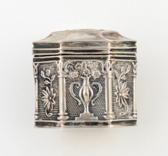 Sponge Box, Netherlands, c. 1900. Creator: Unknown.
