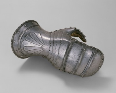 Mitten Gauntlet for the Right Hand, Innsbruck, c. 1530/40. Creator: Jörg Seusenhofer.