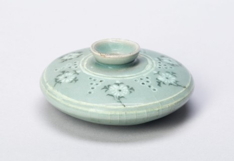 Oil Bottle with Chrysanthemum Sprays, Korea, Goryeo dynasty (918-1392), 13th century. Creator: Unknown.