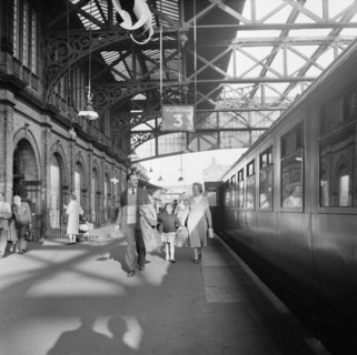 Bournemouth Central Station, Bournemouth, Hampshire, 23/06/1956. Creator: John Laing plc.
