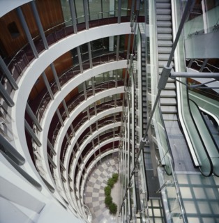 3 Minster Court, Mincing Lane, City of London, 28/09/1993. Creator: John Laing plc.