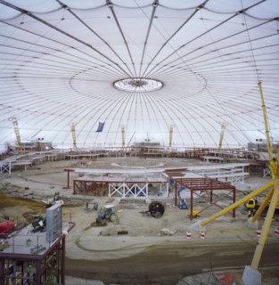 Millennium Dome, Drawdock Road, Greenwich, London, 28/01/1999. Creator: John Laing plc.