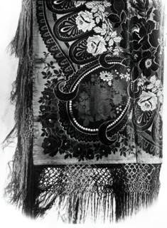 Shawl, England, 1865/70.