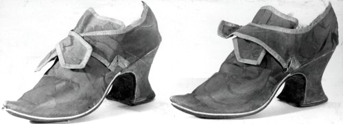 Pair of Shoes, England, c.1720s.