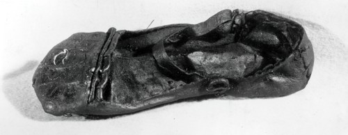 Child's Shoe, England, 16th century.