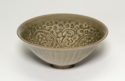 Bowl with Peonies, Song dynasty (960-1279).