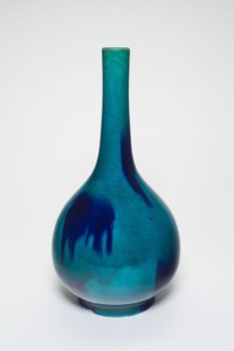 Bottle-Shaped Vase, Qing dynasty (1644-1911), 19th century.