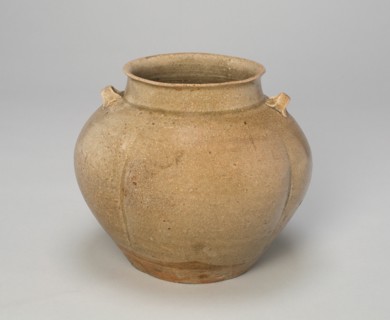 Jar with Loop-Handles, Tang (618-907) or Song dynasty (960-1279), c. 9th/10th century.