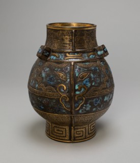Jar in the Form of Ancient Bronze Vessel, Qing dynasty, Qianlong reign (1736-1795).
