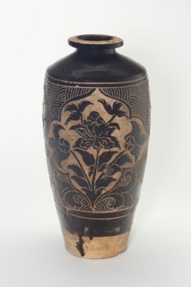 Bottle Vase (Meiping) with Flowers, Xixia Kingdom (1038-1227), 12th/early 13th century.