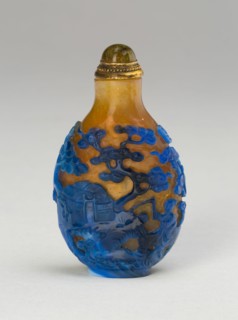 Snuff Bottle with a Figure on Mule in Landscape, Qing dynasty (1644-1911), 1760-1820.