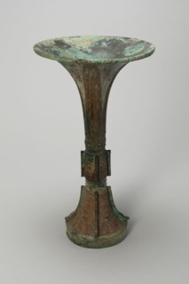 Beaker, Shang dynasty ( about 1600-1050 BC ).