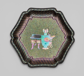 Dish Inlaid with Images of Ancient Bronzes, Qing dynasty (1644-1911).