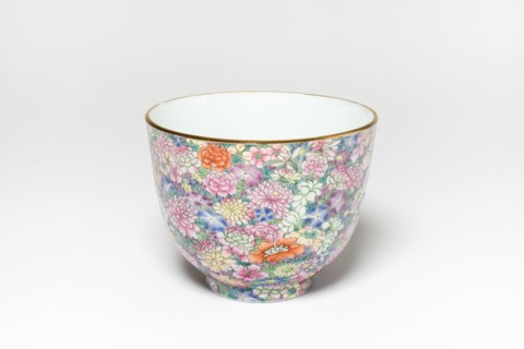 Cup with Thousand Flowers (Millefleurs) Design, Qing dynasty (1644-1911), Jiaqing reign mark and period (1796-1821).