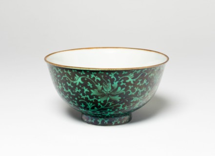 Bowl with Peonies, Qing dynasty (1644-1911), 18th century.