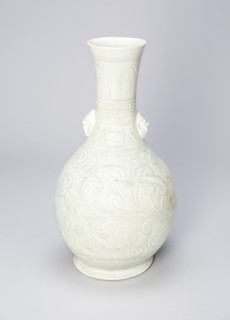 Vase with Ox Masks and Upright and Curling Leaves, Southern Song dynasty (1127-1279).