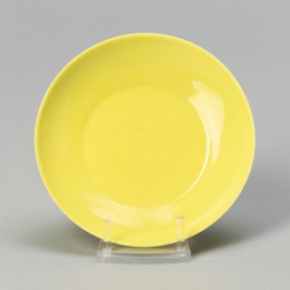 Saucer, Qing dynasty (1644-1911), Yongzheng reign mark and period (1723-1735).