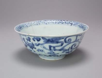 Bowl with Everted Rim and Scrollwork, 15th century.