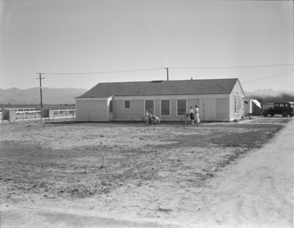 San Fernando federal subsistence homesteads, California, 1936. Creator: Dorothea Lange.