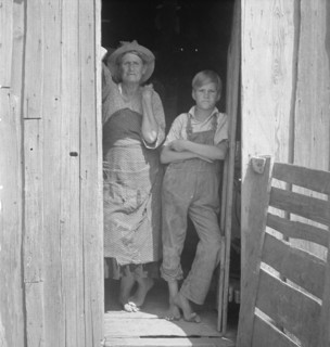 [Untitled]: Woman and boy, 1935. Creator: Dorothea Lange.