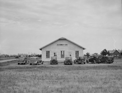 Sunday morning, Guanah, Texas, 1937. Creator: Dorothea Lange.