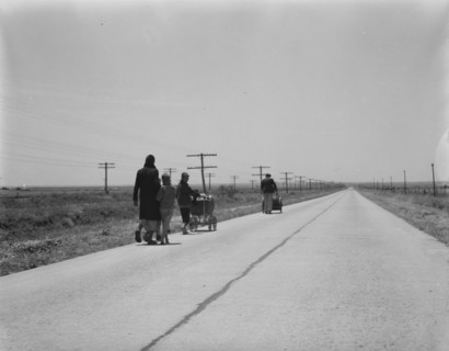 Flood refugees, four miles out of Memphis, Hall County, Texas, 1937. Creator: Dorothea Lange.
