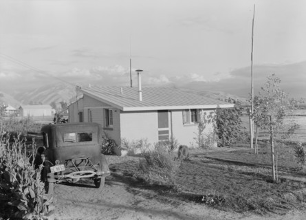 Type house at "Garden Homes", Kern County, California, 1938. Creator: Dorothea Lange.
