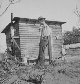 Madera County, family from near Dallas, Texas, 1939. Creator: Dorothea Lange.