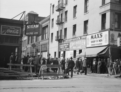 General view of army and crowds, Salvation Army, San Francisco, California, 1939. Creator: Dorothea Lange.